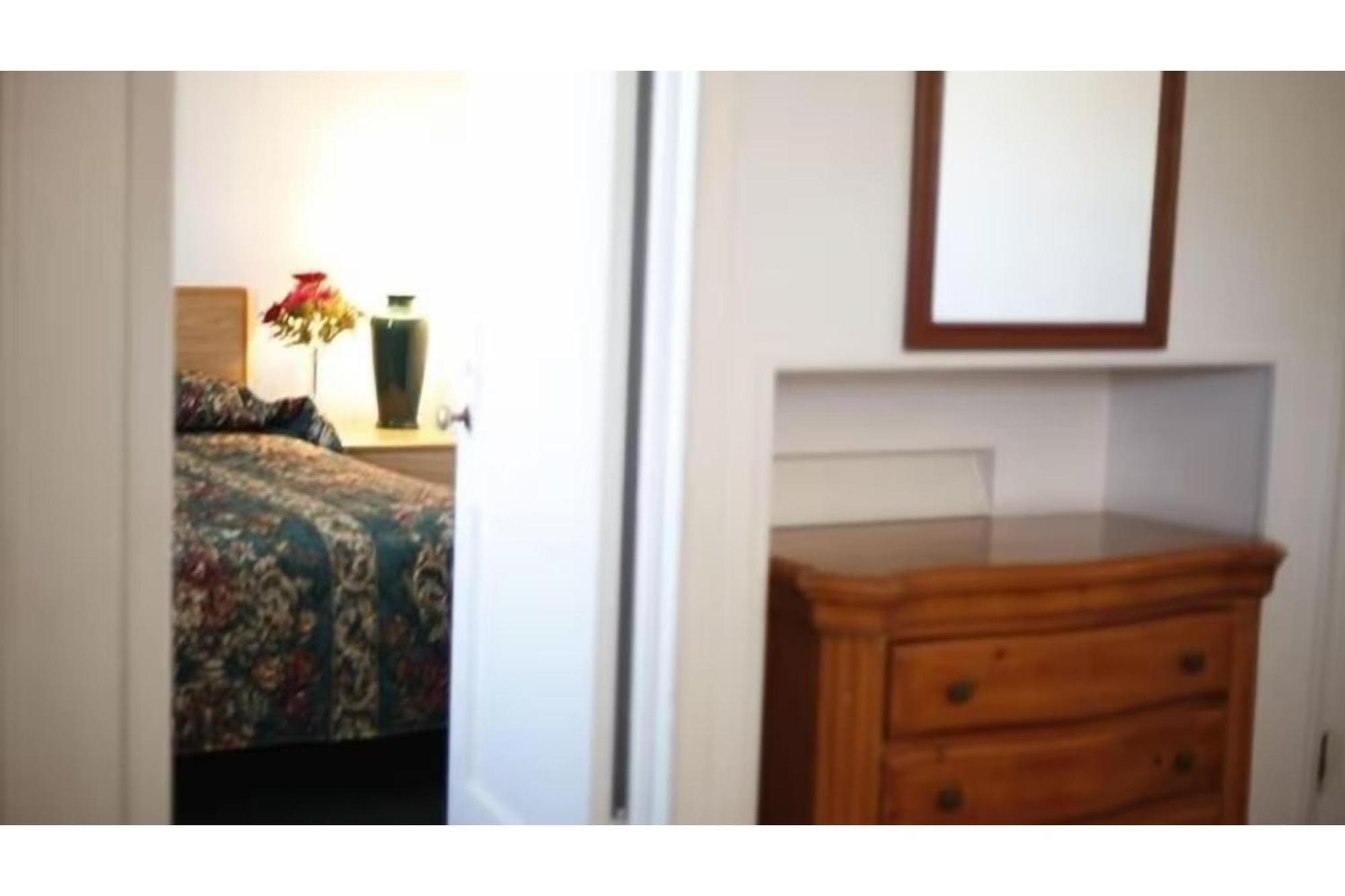 Oyo Travelier Motel Macon Exterior photo